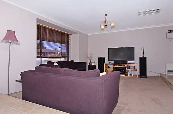 A DASH OF PANACHE'
Grand Opening Sun 24th 2:00-2:45 Picture 3