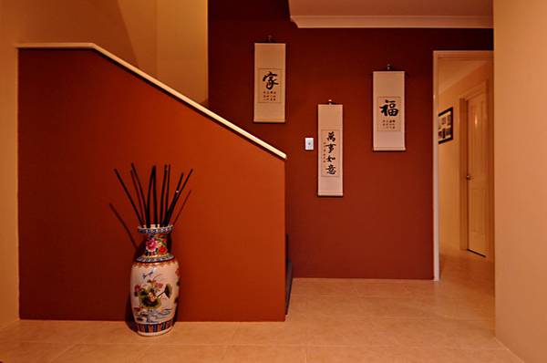 PLUSH AND LUSH - OPEN BY APPOINTMENT. Picture 2