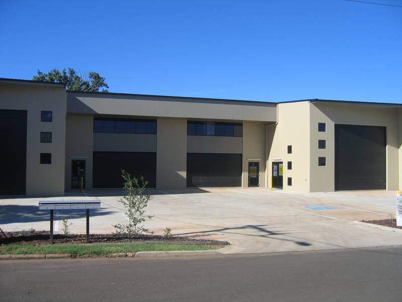 9130 - NEW INNER CITY WAREHOUSING Picture 1