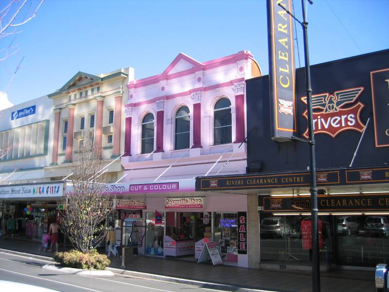 9029 - PRIME INNER CITY FREEHOLD INVESTMENT Picture 2