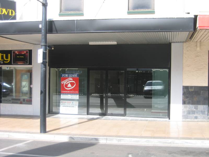 9140 - NOW LEASING - CBD STAND ALONE RETAIL BUILDING Picture 2