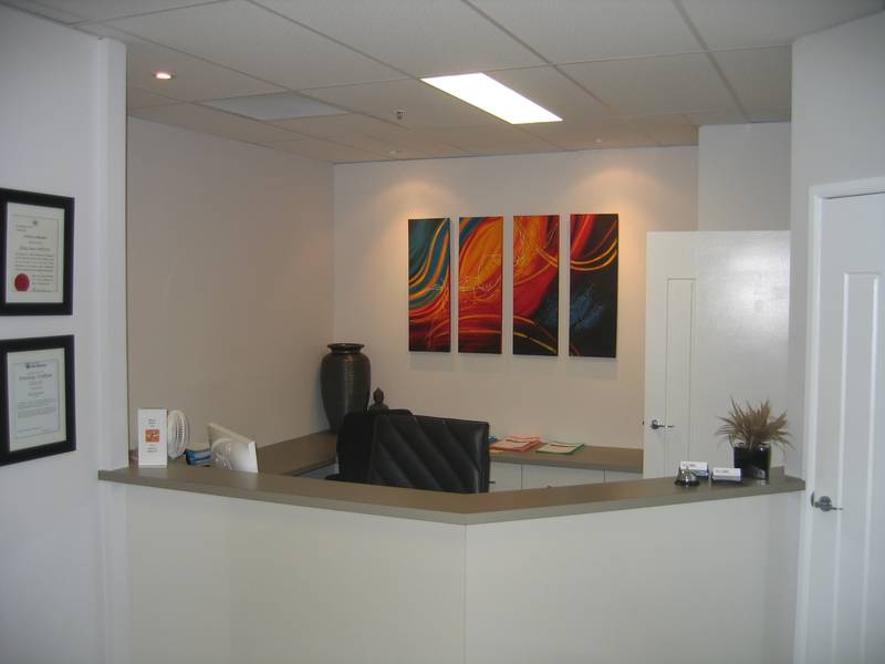 9143 - PROFESSIONAL OFFICE SUITE Picture 2