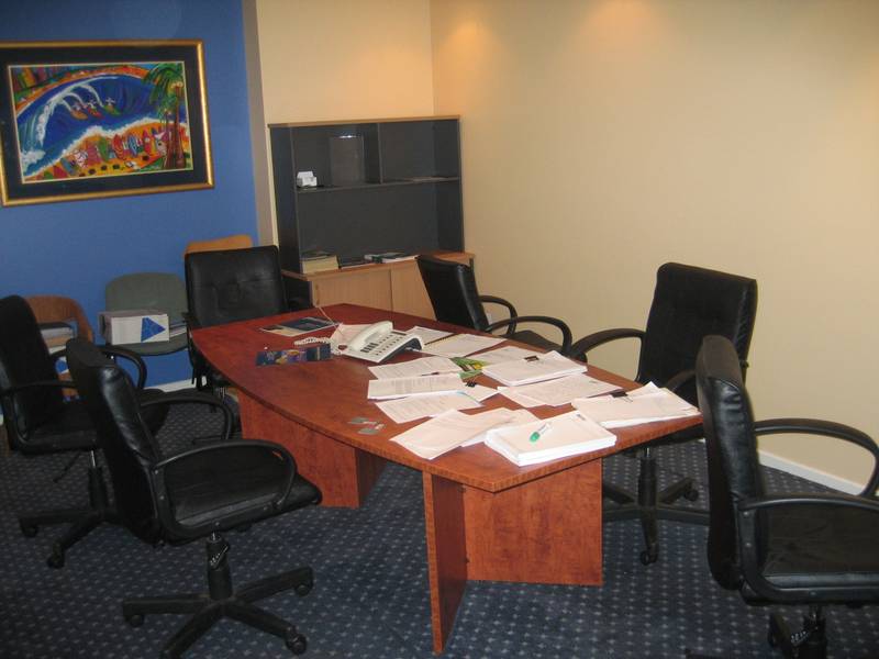 9145 - CBD PROFESSIONAL OFFICE Picture 2