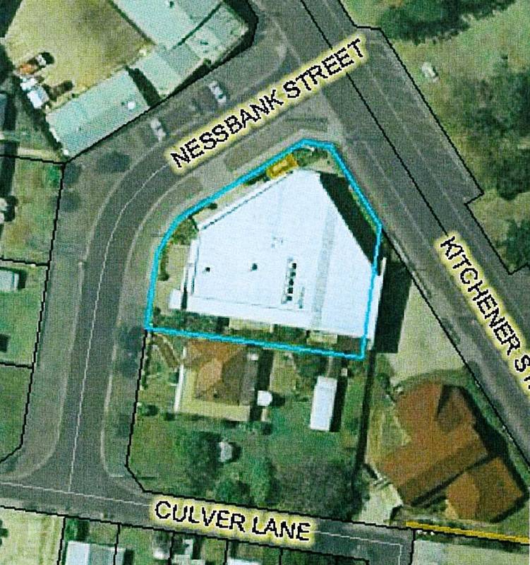 9155 - LANDMARK BUILDING CLOSE TO CBD Picture 2