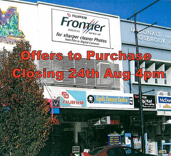 No. 8113 - RETAIL FREEHOLD: All Reasonable Offers Considered. Owner retired. Picture
