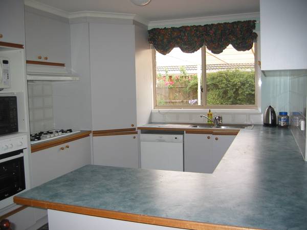 Available Early April (R02) - Melway 205 C8 Picture 2