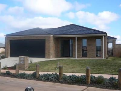 Available Early May (R02) Melway 203 F8 Picture