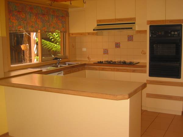 Available Late May (R04) Melways Ref: 205 C7 Picture 2