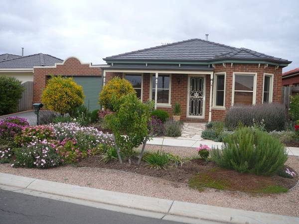 Available Early June (R04) - Melway 202 A10 Picture 1