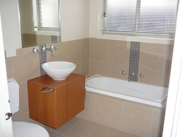 Available Early Dec (R05) Melways 205 D8 Picture 3