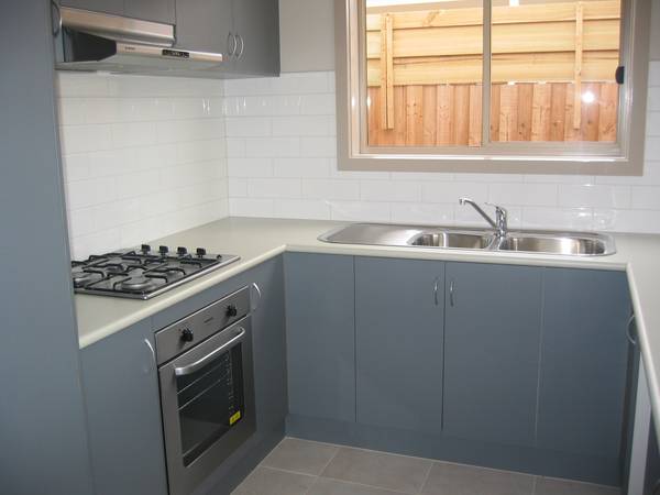 Available Now (RO5)
Melway 206 E5 Picture 2