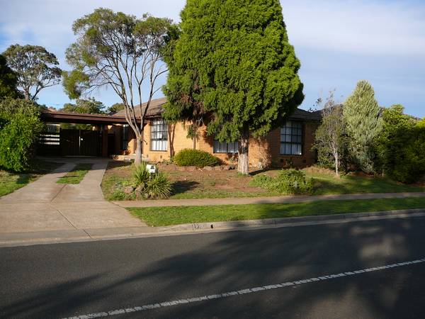 Available Now
(R05) Melways Ref 206 A10 Picture 1