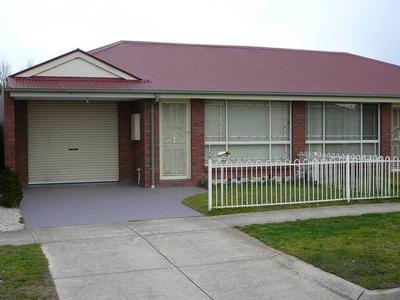 Available Now (Ro5) Melways 205 G7 Picture