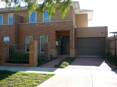 Available Mid December (R01) - Melway: 205 H8 Picture Available Mid December (R01) - Melway: 205 H8 Picture