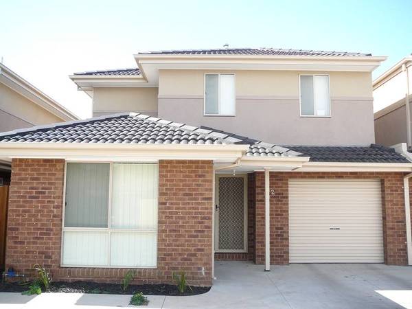 AVAILABLE NOW (RO5) Melways 205 E8 Picture 1