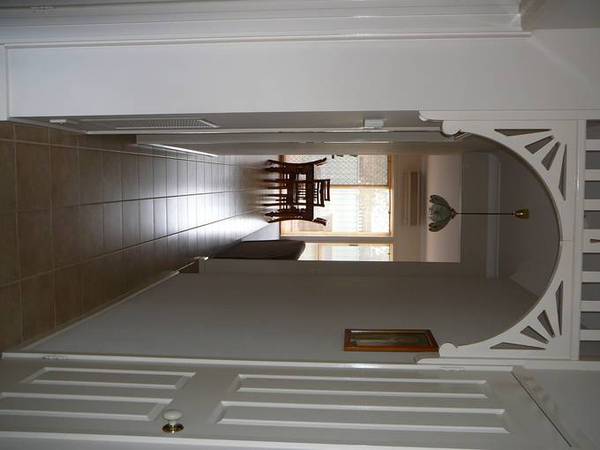 Available (RO5) Melways 205 A 4 Picture