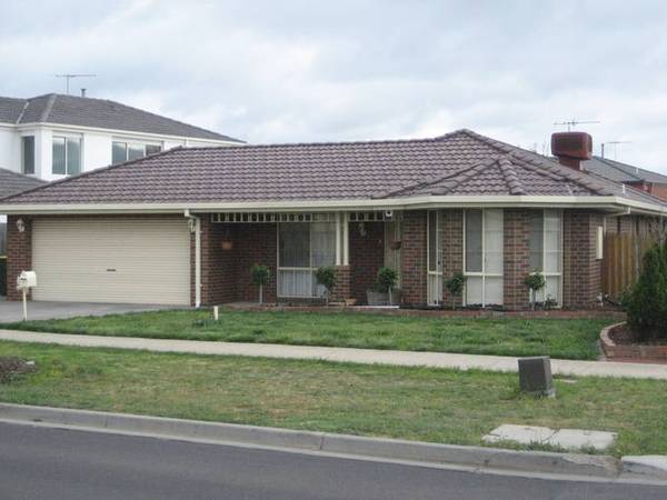 Available Mid December (R04) Picture 1