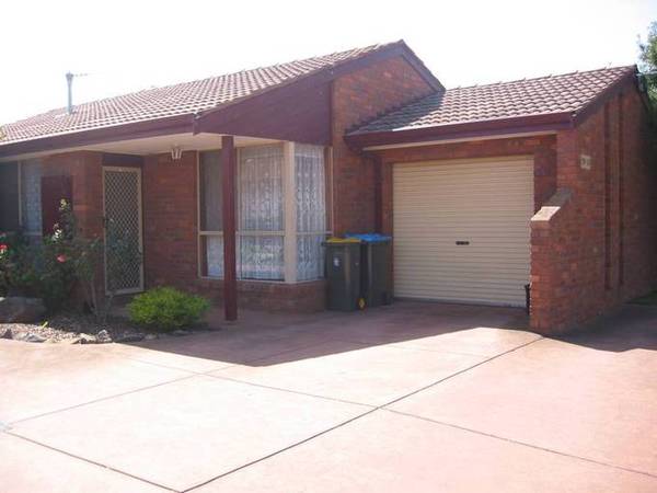 Available Early Nov. RO1 - Melway - 202 F11 Picture 1