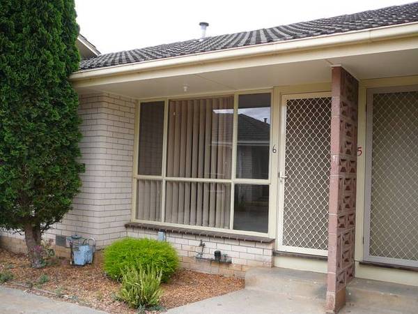 Available Now! (R02) Melway 205 H10 Picture 1