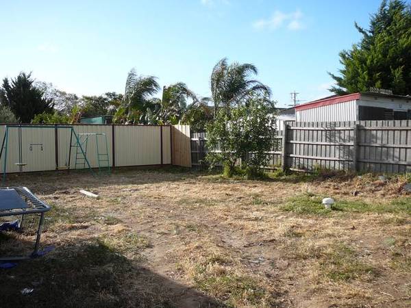 Available Mid December (R02) - Melways Ref 203 A10 Picture Available Mid December (R02) - Melways Ref 203 A10 Picture