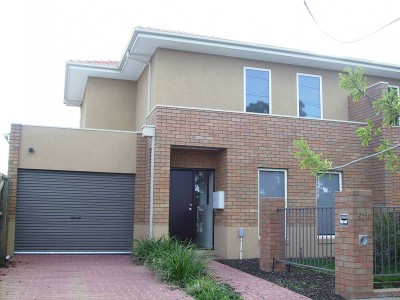 Available Early March (R01)
Melway: 205 H8 Picture