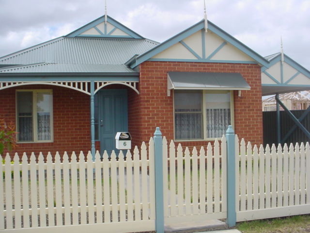 Available Mid November(RO5) Melways 234 E 11 Picture 1