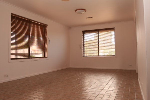 Available Now (R08) Melways Ref 202 G10 Picture