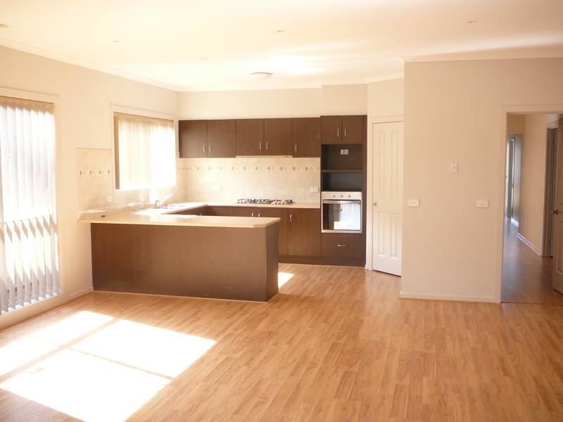 Available Now(RO5) Melways 234 H 10 Picture