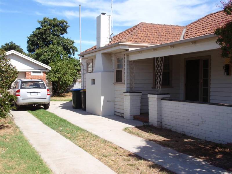 Available Now (R01) Melway 202 c12 Picture 2