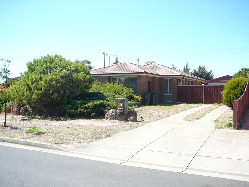 Available Now (R08) (Melways 202 D11) Picture 1