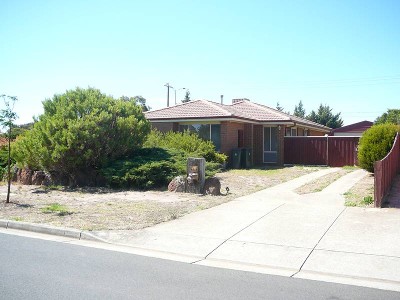 Available Now (R08) (Melways 202 D11) Picture Available Now (R08) (Melways 202 D11) Picture