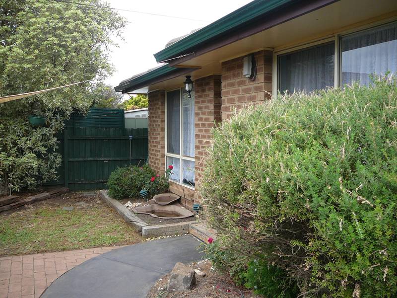 Available Now (RO5) Melways Ref Picture 1