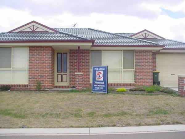 Available NOW - (R04) Melway 234 J11 Picture 1