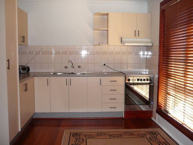 Available Early May (R04) Melways Ref: 206 A5 Picture 2