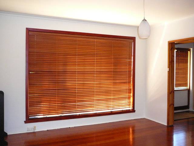 Available Early May (R04) Melways Ref: 206 A5 Picture 3