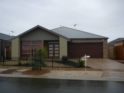 Available Now (E) - Melway 234 J4. Inspection by Appointment Only Picture Available Now (E) - Melway 234 J4. Inspection by Appointment Only Picture