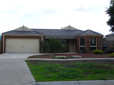 Available Now (RMR) Melway F9 Picture