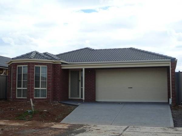 Available Now - (RO5) Melway 234 H10 Picture 1