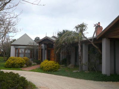 RURAL PROPERTY WITH HOUSE Picture