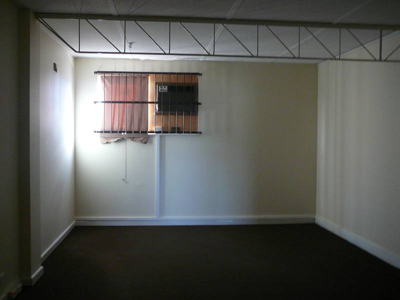 OFFICES IN CENTRAL WERRIBEE Picture 2