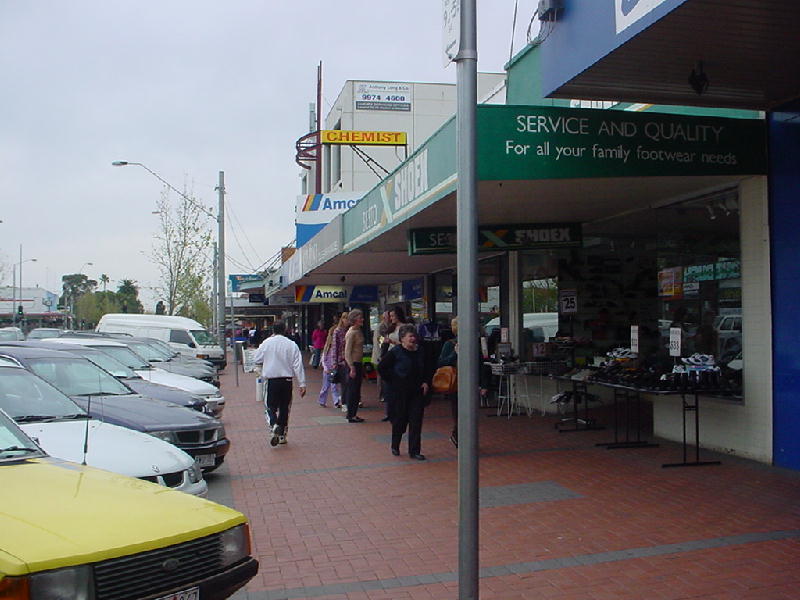 OFFICES IN CENTRAL WERRIBEE Picture 3