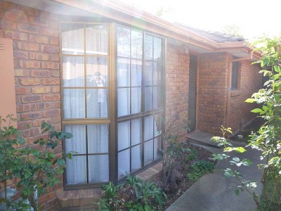 Available NOW (R02) Melways 202 H12 Picture