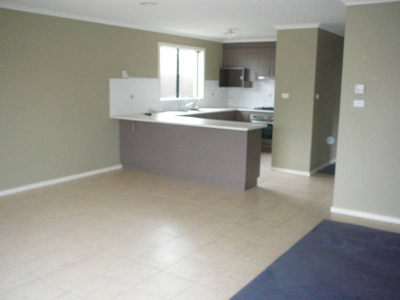 AVAILABLE NOW (RO5) Picture 2