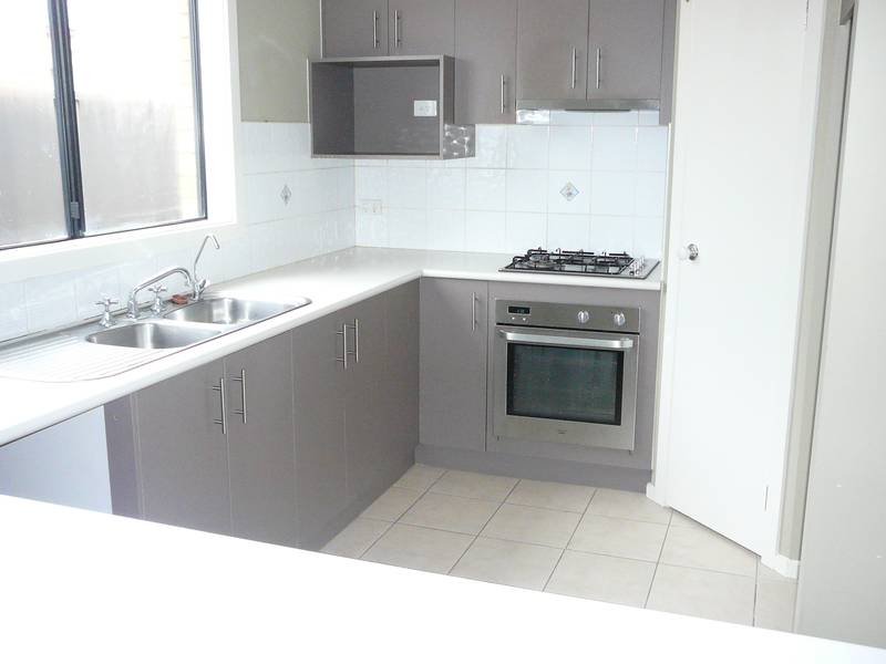 AVAILABLE NOW (RO5) Picture 1