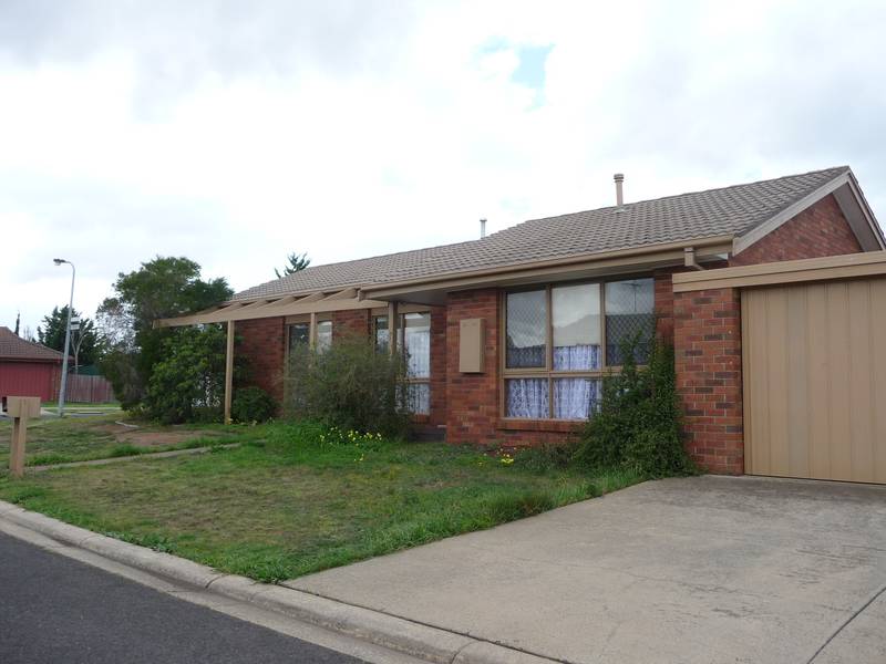 Available Late Septemeber (R04) Melways Ref: 202 D12 Picture 3