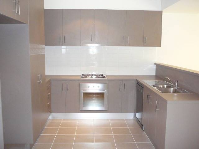 Available Mid October (R04) Melways Ref: 204 K3 Picture 2