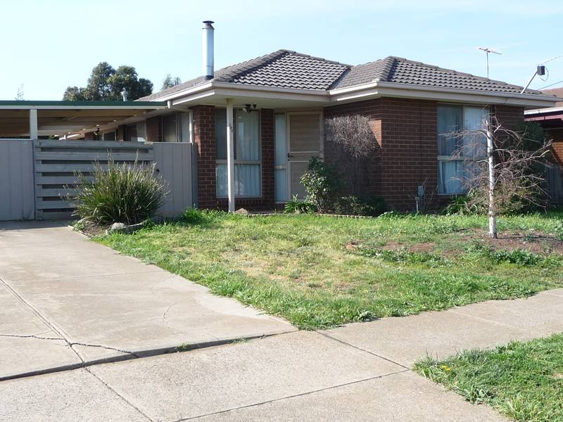 AVAILABLE 20th September (RO5) Picture 1