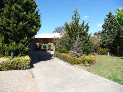 Available 10th November 2009 (R18) Melways Ref 205 B10 Picture Available 10th November 2009 (R18) Melways Ref 205 B10 Picture