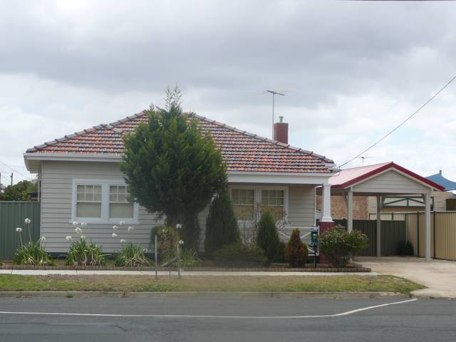 Available Mid-April (R01) - Melway 205 F7 Picture 1