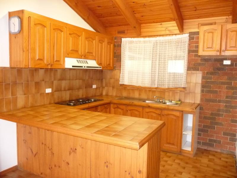 AVAILABLE NOW (RO5) Picture 3